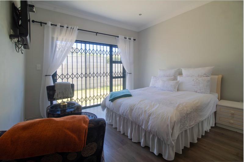 3 Bedroom Property for Sale in Parklands North Western Cape